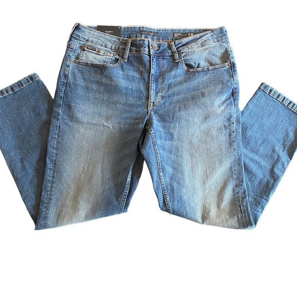 DKNY NEW Jeans Bedford Slim Waist 34 Length 29 Left hand denim lux performance - Picture 1 of 6